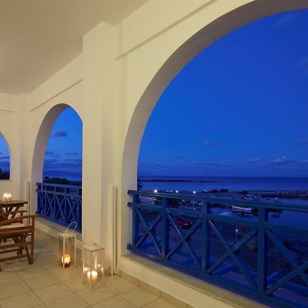 Rodothea And Adams On The Beach, Santorini Monolithos  Exterior photo