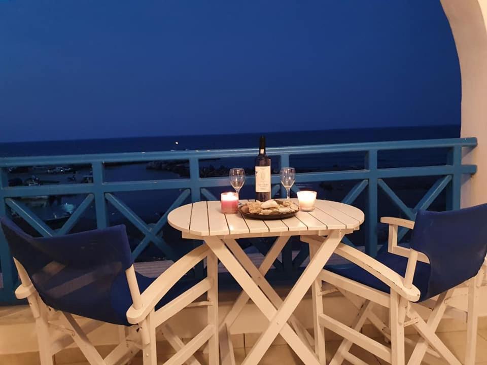 Rodothea And Adams On The Beach, Santorini Monolithos  Exterior photo