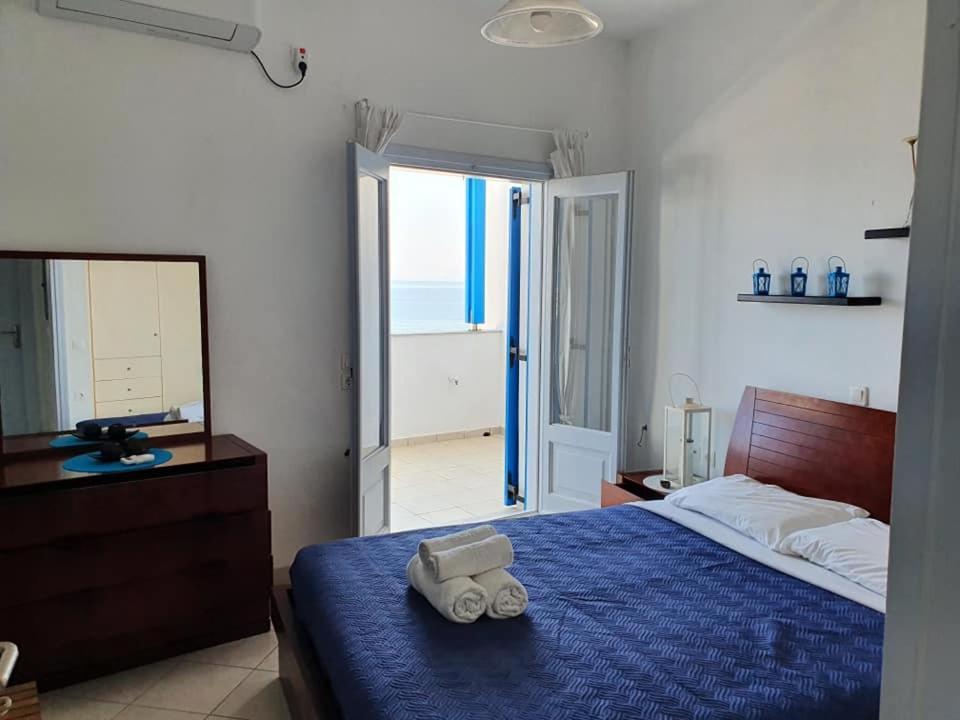 Rodothea And Adams On The Beach, Santorini Monolithos  Exterior photo